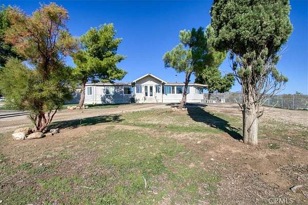 2.75 Acres of Residential Land with Home for Sale in Anza, California