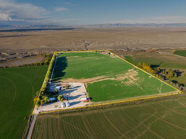 80 Acres of Improved Agricultural Land for Sale in Riverton, Wyoming
