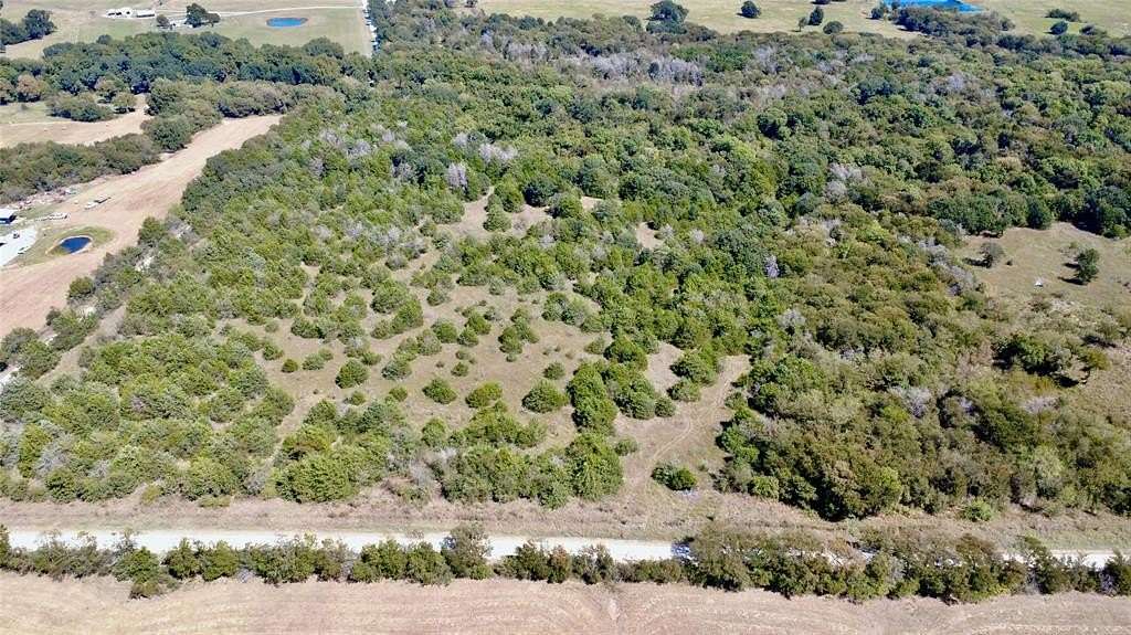 62.8 Acres of Land for Sale in Corsicana, Texas