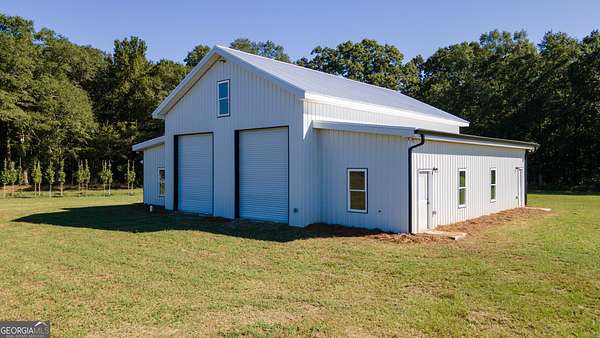 16.3 Acres of Land with Home for Sale in Barnesville, Georgia