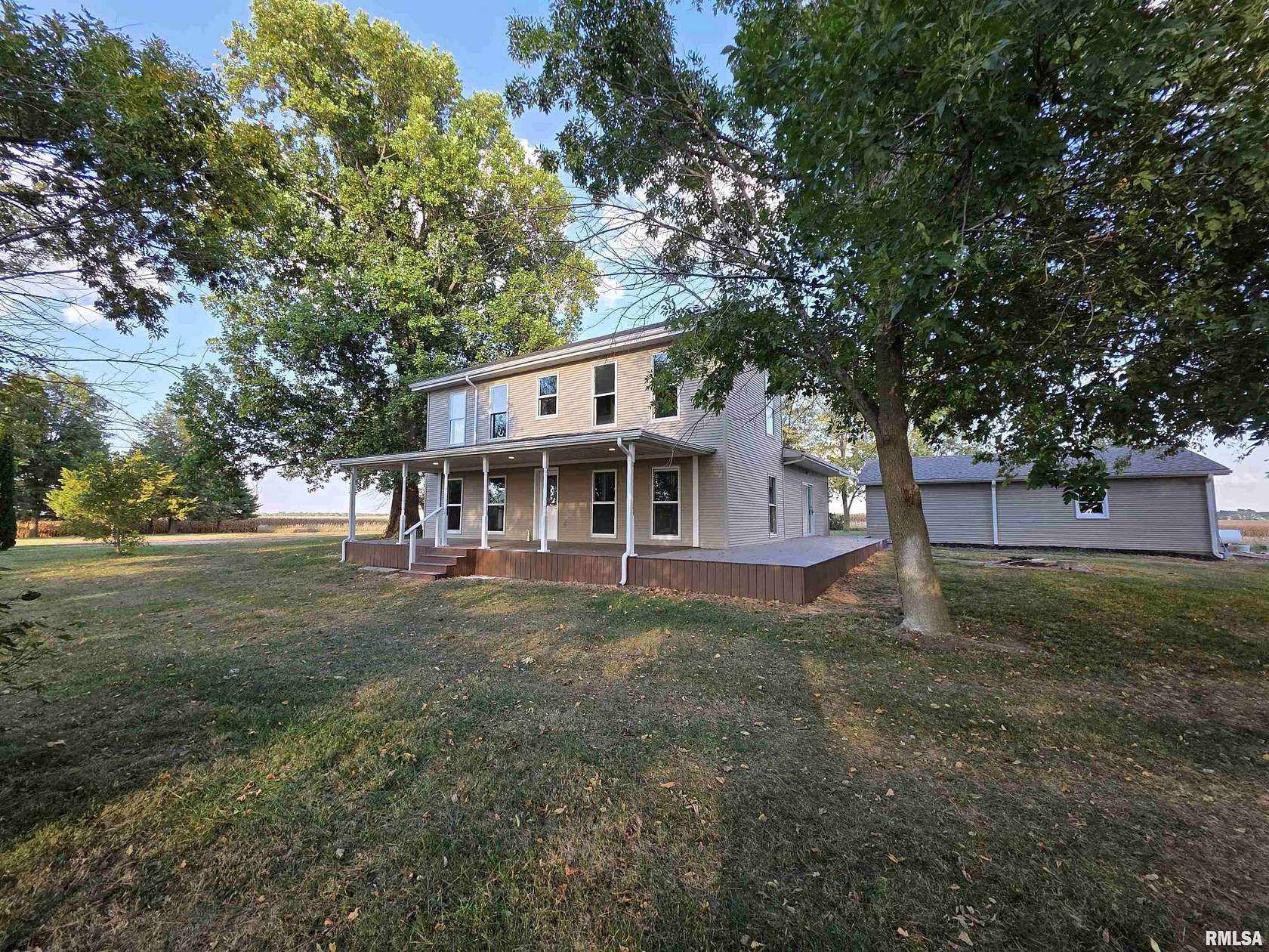 4.8 Acres of Residential Land with Home for Sale in Tallula, Illinois