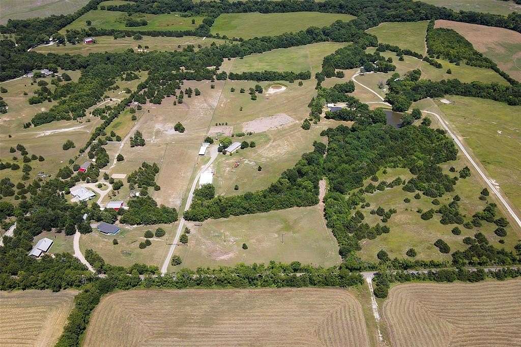 1.31 Acres of Residential Land for Sale in Van Alstyne, Texas