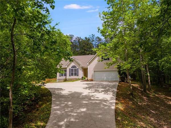 2 Acres of Residential Land with Home for Sale in Temple, Georgia