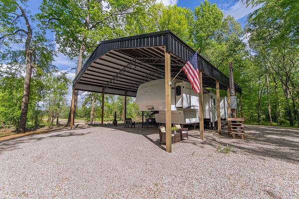 1.6 Acres of Residential Land for Sale in Savannah, Tennessee