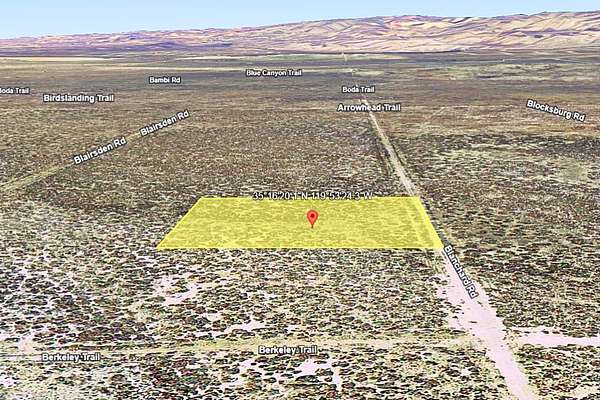 2.5 Acres of Residential Land for Sale in Santa Margarita, California