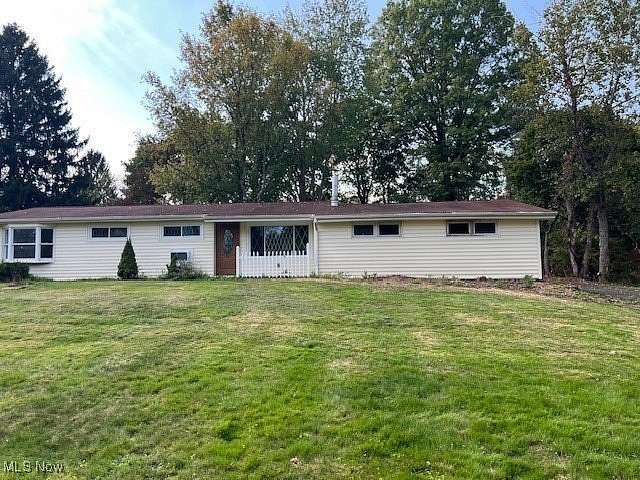 1.63 Acres of Residential Land with Home for Sale in Chagrin Falls, Ohio