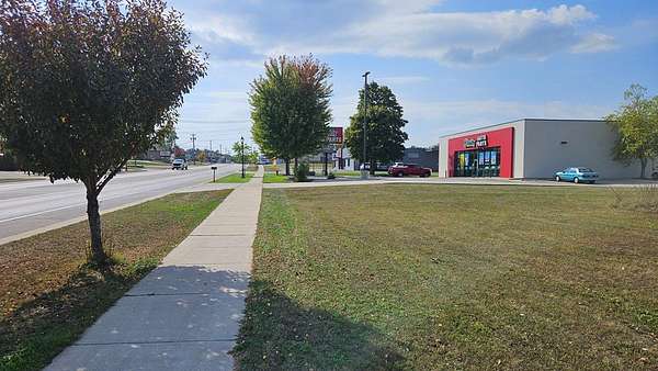 2.4 Acres of Mixed-Use Land for Sale in Sturgeon Bay, Wisconsin