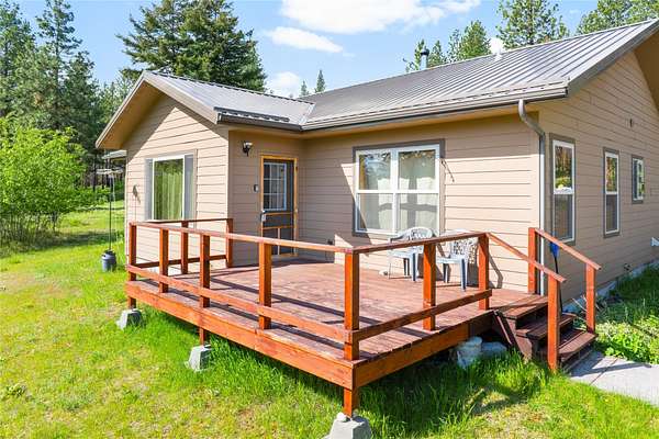 40.3 Acres of Land with Home for Sale in Hamilton, Montana