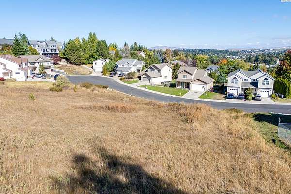 0.39 Acres of Residential Land for Sale in Pullman, Washington