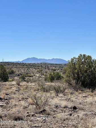 2 Acres of Residential Land for Sale in Paulden, Arizona