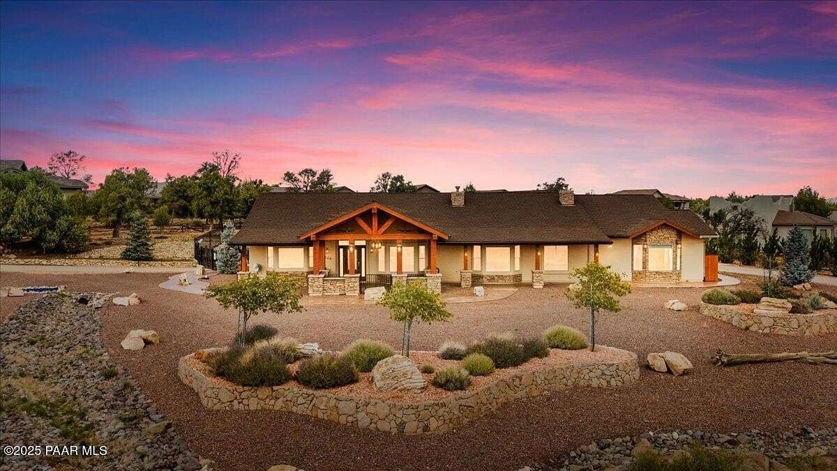 1.69 Acres of Residential Land with Home for Sale in Prescott, Arizona