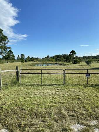 2.5 Acres of Residential Land for Sale in Okeechobee, Florida
