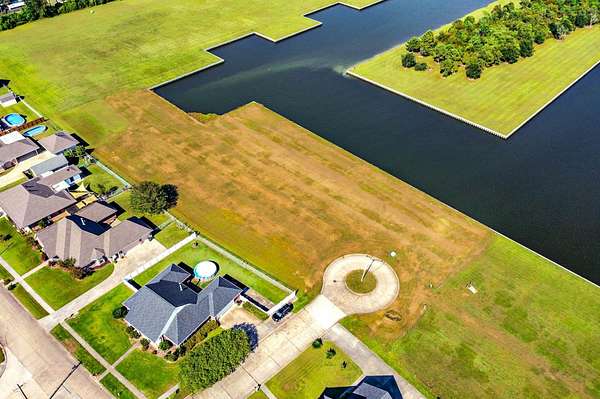 1.89 Acres of Residential Land for Sale in Houma, Louisiana