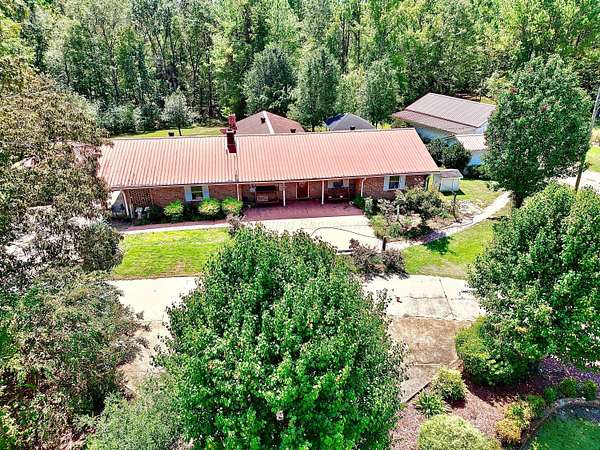 4.36 Acres of Residential Land with Home for Sale in Fayette, Alabama