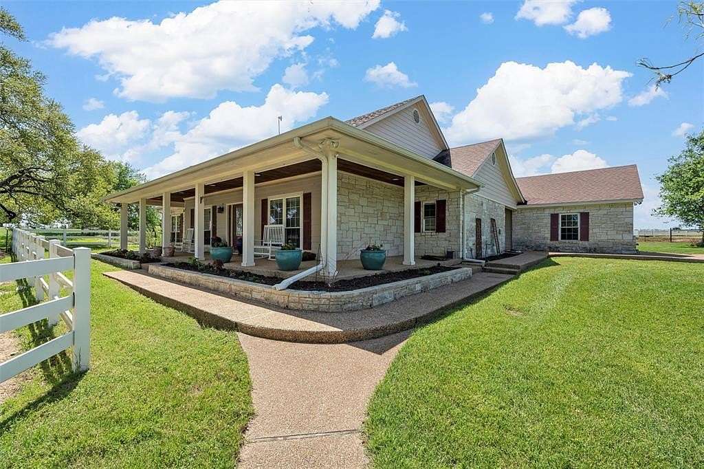 8.42 Acres of Land with Home for Sale in China Spring, Texas