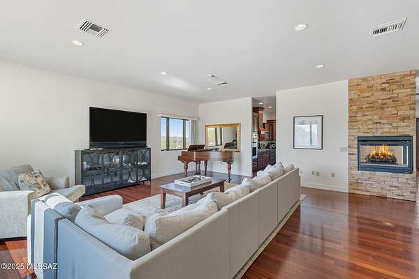 1.65 Acres of Residential Land with Home for Sale in Tucson, Arizona