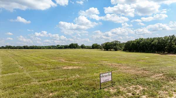 6.53 Acres of Land for Sale in Stephenville, Texas