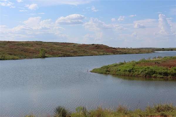 800 Acres of Recreational Land & Farm for Sale in Memphis, Texas