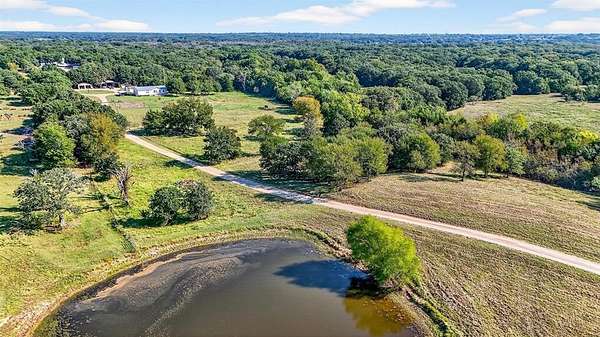 10.8 Acres of Land with Home for Sale in Collinsville, Texas
