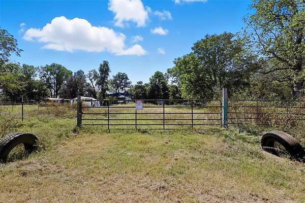 0.51 Acres of Residential Land for Sale in Millsap, Texas