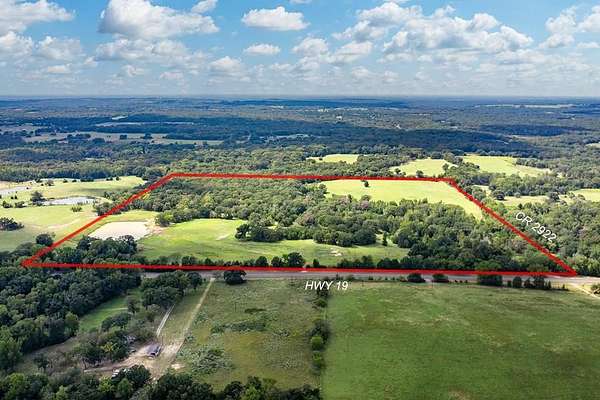87 Acres of Land for Sale in Athens, Texas