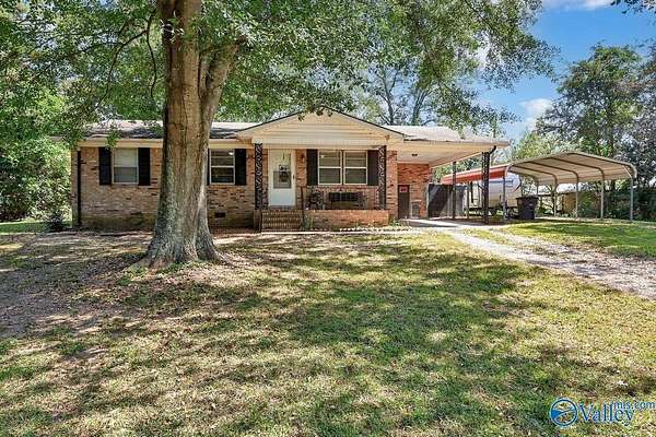 2.2 Acres of Residential Land with Home for Sale in Moulton, Alabama