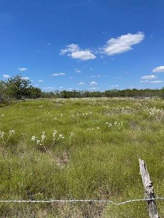 10 Acres of Residential Land for Sale in Hubbard, Texas