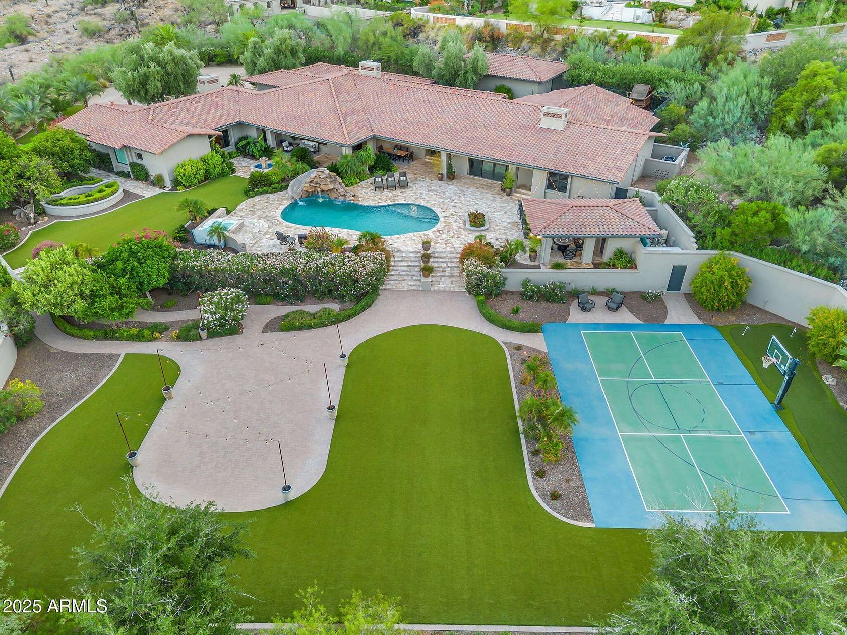 2 Acres of Residential Land with Home for Sale in Paradise Valley, Arizona