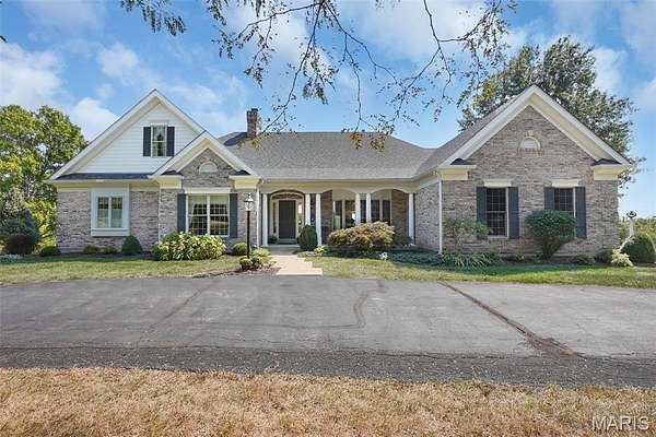 20.2 Acres of Land with Home for Sale in Washington, Missouri
