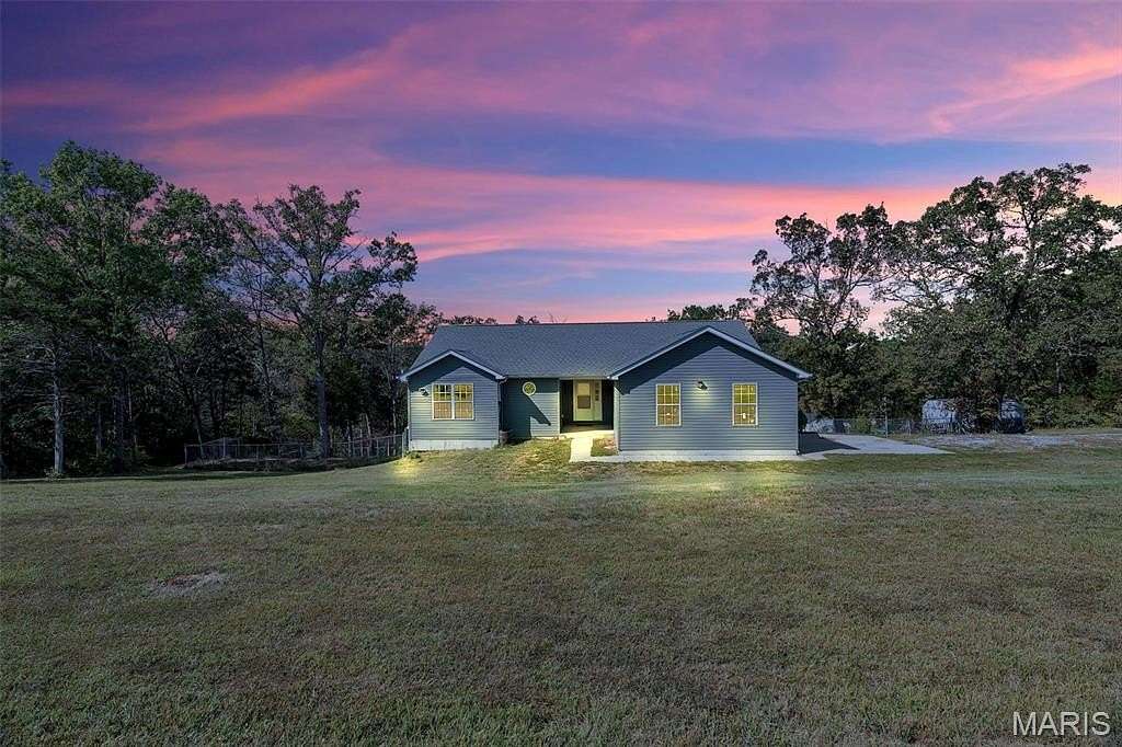 3 Acres of Residential Land with Home for Sale in Villa Ridge, Missouri