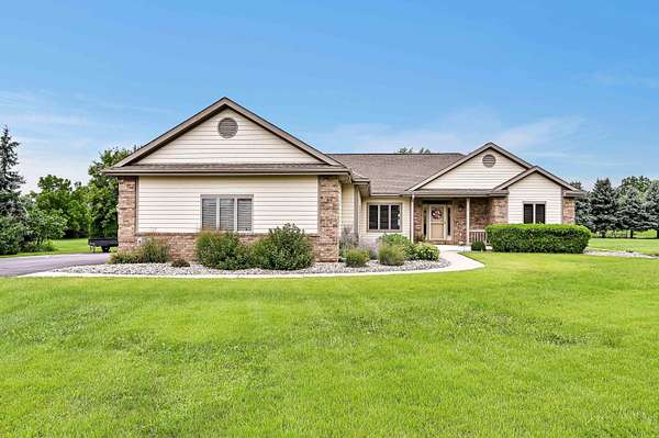 2 Acres of Residential Land with Home for Sale in Hartland, Wisconsin