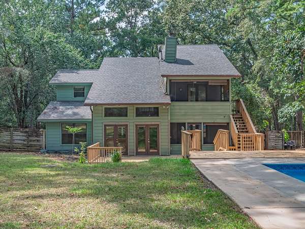 1.5 Acres of Residential Land with Home for Sale in Tallahassee, Florida