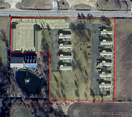 4 Acres of Residential Land with Home for Sale in Montreal, Missouri