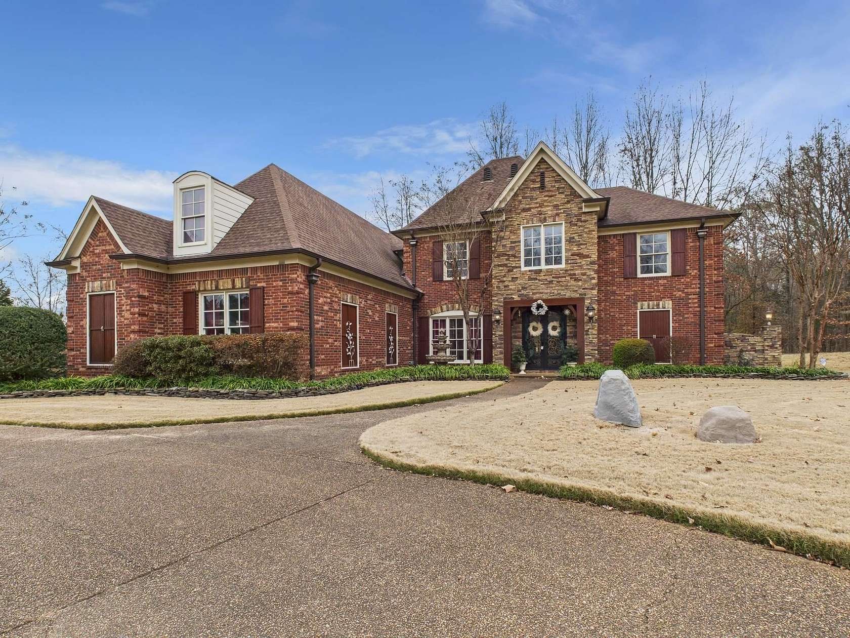 2.12 Acres of Residential Land with Home for Sale in Eads, Tennessee