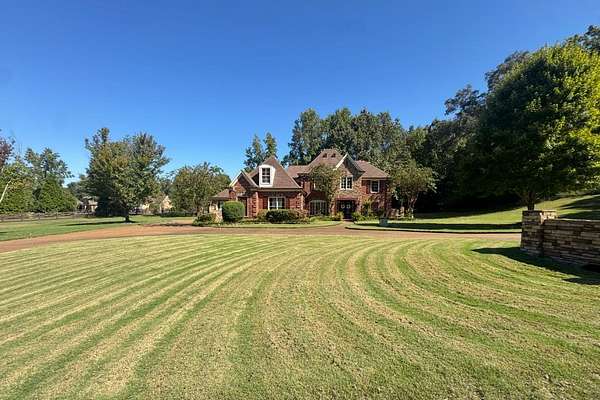 2.12 Acres of Residential Land with Home for Sale in Eads, Tennessee