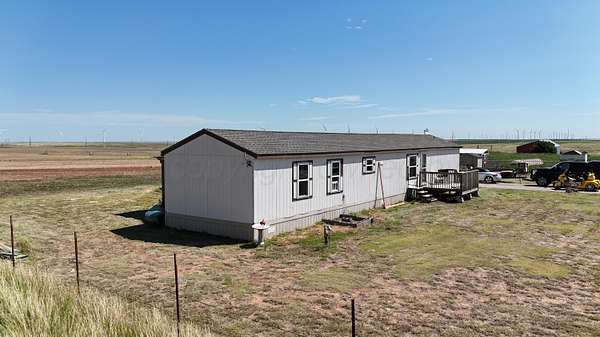 4.42 Acres of Residential Land with Home for Sale in Panhandle, Texas
