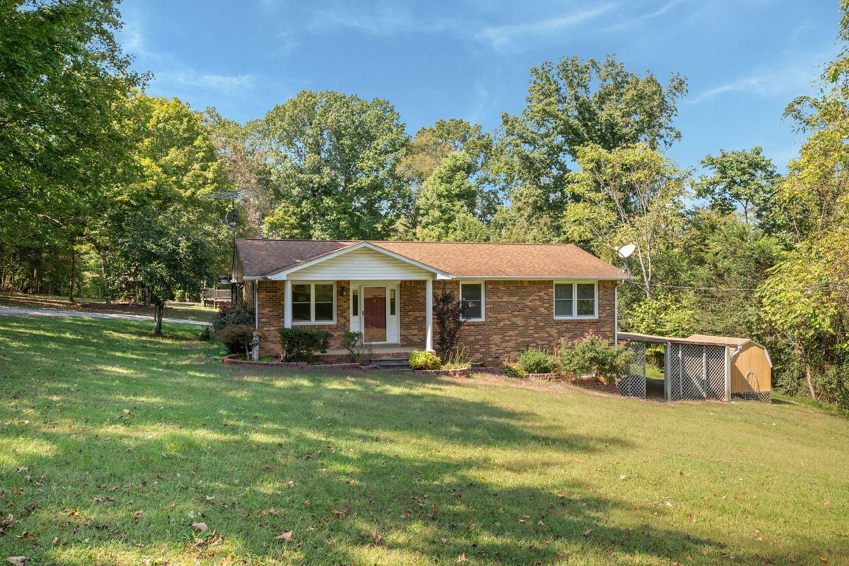 2.37 Acres of Residential Land with Home for Sale in Dickson, Tennessee