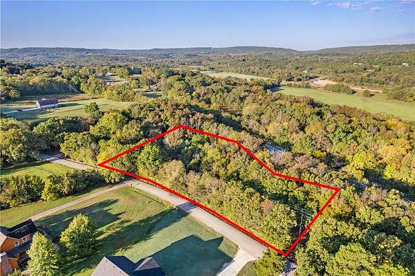1.86 Acres of Land for Sale in West Fork, Arkansas