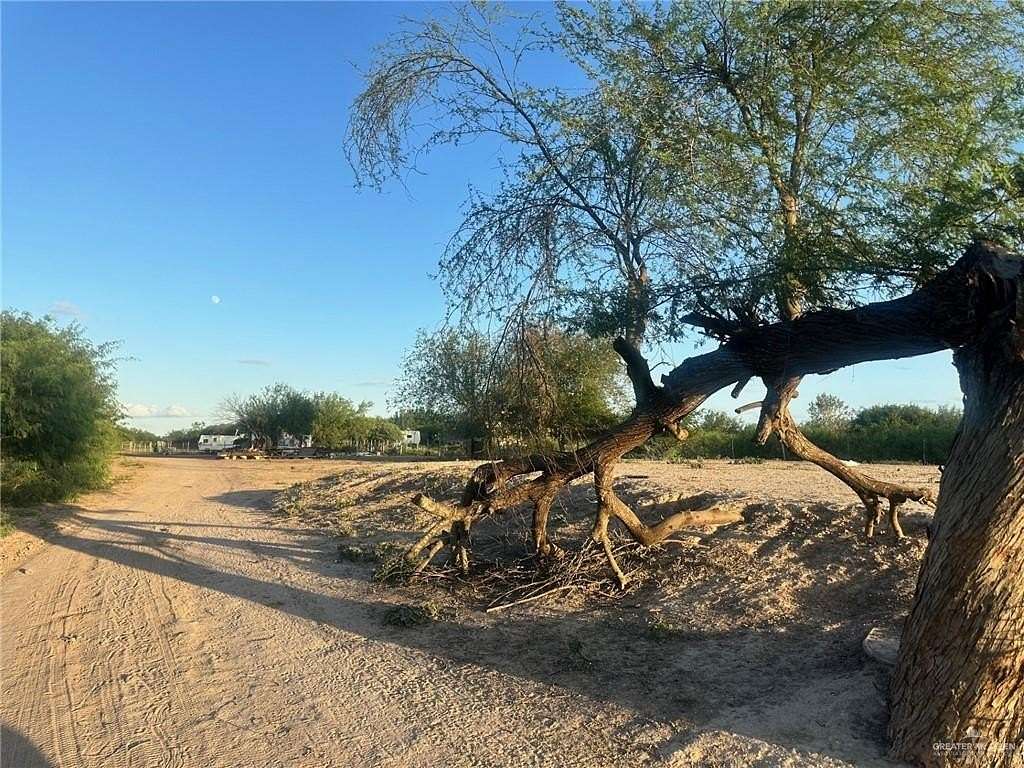 2.68 Acres of Residential Land for Sale in Monte Alto, Texas