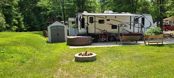 0.06 Acres of Land for Sale in Houghton Lake, Michigan