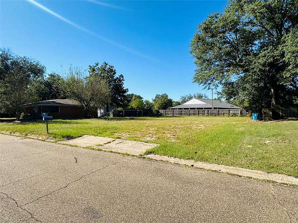 0.24 Acres of Residential Land for Sale in Winnsboro, Texas
