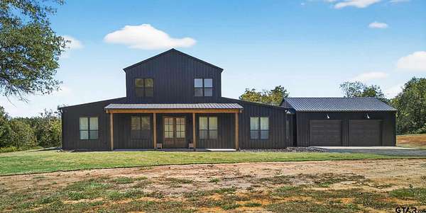 17.5 Acres of Land with Home for Sale in Lindale, Texas