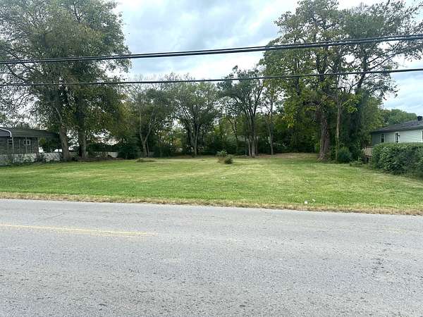 0.41 Acres of Commercial Land for Auction in Shelbyville, Tennessee