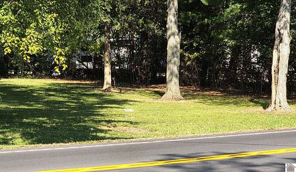 1.8 Acres of Commercial Land for Sale in Paducah, Kentucky