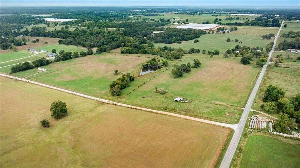 39 Acres of Agricultural Land for Sale in Gravette, Arkansas