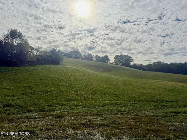 5 Acres of Land for Sale in New Tazewell, Tennessee