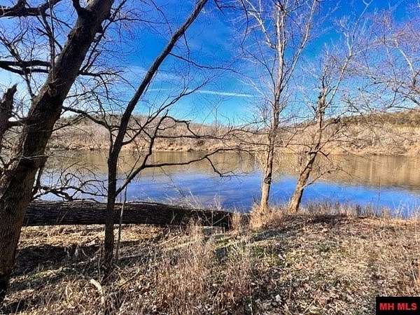 1.73 Acres of Residential Land for Sale in Norfork, Arkansas