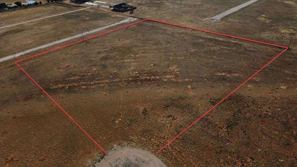 5.49 Acres of Land for Sale in Seminole, Texas