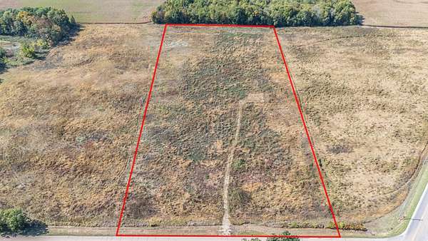 7.22 Acres of Residential Land for Sale in Omro, Wisconsin