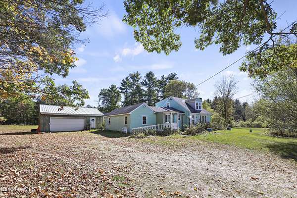 4.6 Acres of Residential Land with Home for Sale in New Marlborough, Massachusetts